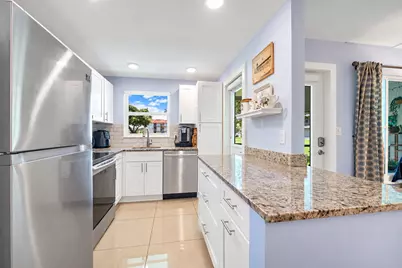 804 SE 7th Street SE #105, Deerfield Beach, FL 33441 - Photo 5
