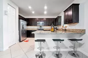 6946 NW Halton Park Ln, Coconut Creek, FL 33073 - Photo 9