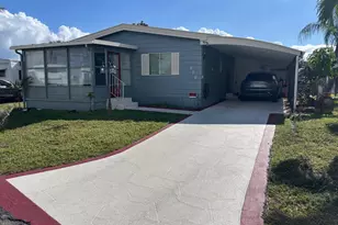 570 NE 47th Ct, Deerfield Beach, FL 33064 - Photo 1