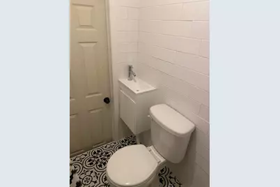 570 NE 47th Court, Deerfield Beach, FL 33064 - Photo 21