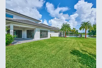 2807 Gin Berry Way, West Palm Beach, FL 33401 - Photo 25