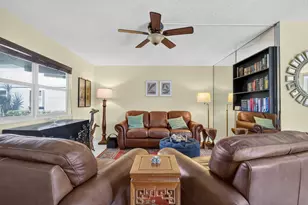 542 Monaco Way, Delray Beach, FL 33446 - Photo 5