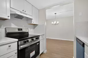 850 SW 133rd Terrace, Pembroke Pines, FL 33027 - Photo 3