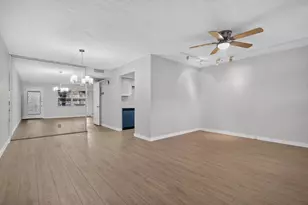 850 SW 133rd Terrace, Pembroke Pines, FL 33027 - Photo 9