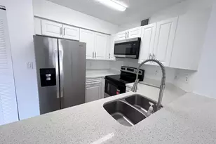 771 N Pine Island Rd, Plantation, FL 33324 - Photo 1