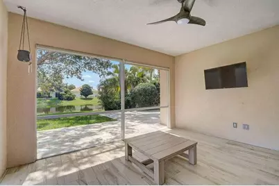 2802 Livingston Lane, West Palm Beach, FL 33411 - Photo 9