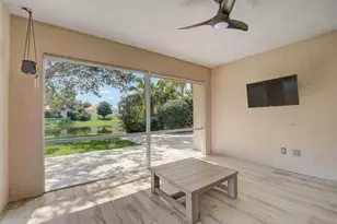 2802 Livingston Ln, West Palm Beach, FL 33411 - Photo 9