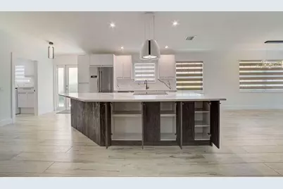 2802 Livingston Lane, West Palm Beach, FL 33411 - Photo 3