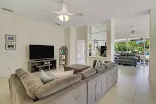 7508 SE Autumn Ln, Hobe Sound, FL 33455 - Photo 11