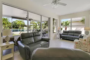 7508 SE Autumn Ln, Hobe Sound, FL 33455 - Photo 15