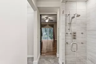11375 Lakeview Dr, Coral Springs, FL 33071 - Photo 11