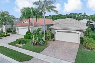 8067 Bellafiore Way, Boynton Beach, FL 33472 - Photo 31