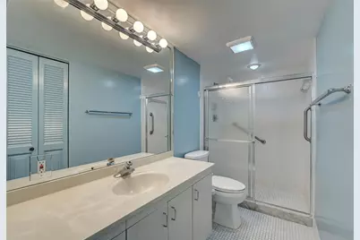 4402 Martinique Court #D2, Coconut Creek, FL 33066 - Photo 11