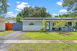 9478 SW 51st St, Cooper City, FL 33328 - Photo 3