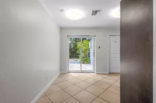 9478 SW 51st St, Cooper City, FL 33328 - Photo 13