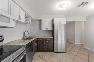 9478 SW 51st St, Cooper City, FL 33328 - Photo 7