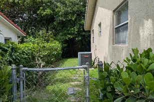 3502 Riverside Dr, Coral Springs, FL 33065 - Photo 11