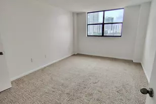 210 174th St, Sunny Isles Beach, FL 33160 - Photo 17