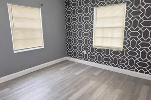 925 NW 121st St, North Miami, FL 33168 - Photo 9