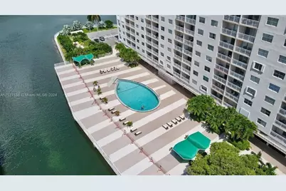 400 Kings Point Drive #1426, Sunny Isles Beach, FL 33160 - Photo 19