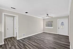 2205 N 44th St, Fort Pierce, FL 34946 - Photo 9