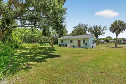 2205 N 44th Street, Fort Pierce, FL 34946 - Photo 29