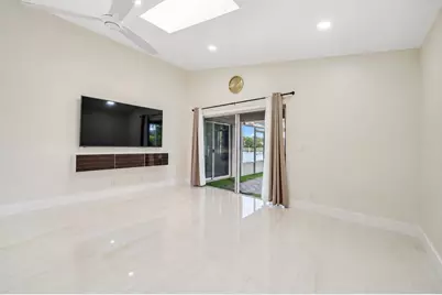 8599 Tourmaline Boulevard, Boynton Beach, FL 33472 - Photo 17