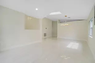 8599 Tourmaline Blvd, Boynton Beach, FL 33472 - Photo 9