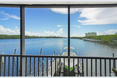 710 NE 7th Street #207, Boynton Beach, FL 33435 - Photo 9