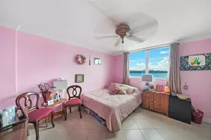 710 NE 7th St, Boynton Beach, FL 33435 - Photo 11