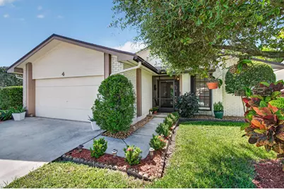 4 Fawlkland Circle, Boynton Beach, FL 33426 - Photo 1