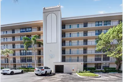 20 Royal Palm Way #301, Boca Raton, FL 33432 - Photo 5