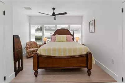 2041 Buena Vista Boulevard, Vero Beach, FL 32960 - Photo 11
