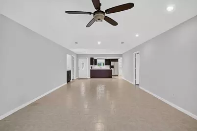13867 Eastpointe Way, Palm Beach Gardens, FL 33418 - Photo 7