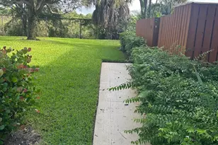 2610 26th Ct, Jupiter, FL 33477 - Photo 5