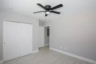 195 S 4th Street S, Lantana, FL 33462 - Photo 5