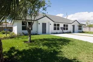 195 S 4th Street S, Lantana, FL 33462 - Photo 1