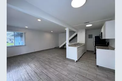 725 W Tiffany Drive #3, Mangonia Park, FL 33407 - Photo 3