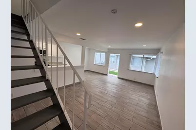 725 W Tiffany Drive #3, Mangonia Park, FL 33407 - Photo 5