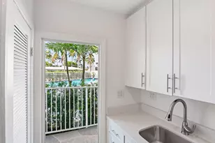3250 NE 28th St, Fort Lauderdale, FL 33308 - Photo 27