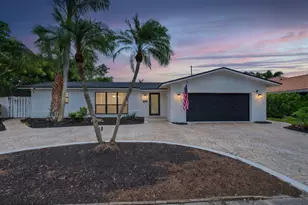 2102 NE 68th St, Fort Lauderdale, FL 33308 - Photo 3