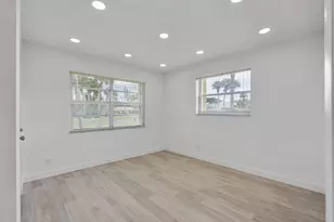 100 Lake Rebecca Dr, West Palm Beach, FL 33411 - Photo 9
