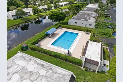 100 Lake Rebecca Drive, West Palm Beach, FL 33411 - Photo 17