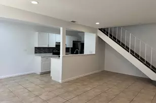 820 W Tiffany Dr, Mangonia Park, FL 33407 - Photo 5