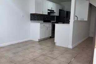 820 W Tiffany Dr, Mangonia Park, FL 33407 - Photo 3