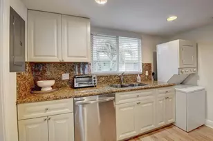 49 SE 7th Ave, Delray Beach, FL 33483 - Photo 45