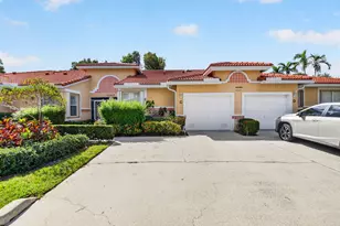 12527 Crystal Pointe Dr, Boynton Beach, FL 33437 - Photo 1