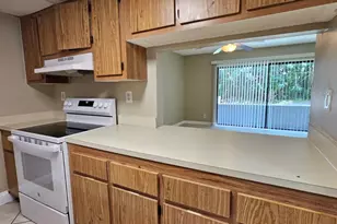 2050 N Congress Ave, West Palm Beach, FL 33401 - Photo 7
