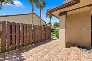 8271 Boca Glades Blvd E, Boca Raton, FL 33434 - Photo 3