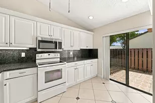 8271 Boca Glades Blvd E, Boca Raton, FL 33434 - Photo 19